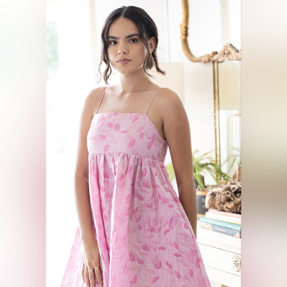 Storia -Coco McCall Shop- PINK FLORAL EMBOSSED MINI Babydoll DRESS Size M - Picture 2 of 15